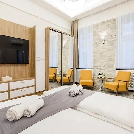 Apartment Downtown Deluxe
