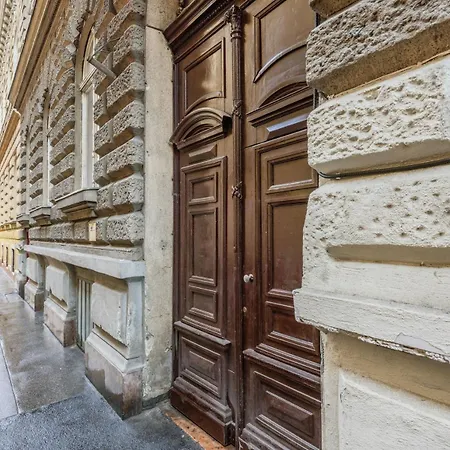 Downtown Deluxe Apartament Budapeszt