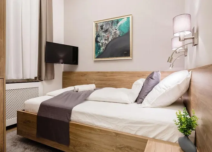 Downtown Deluxe Budapest