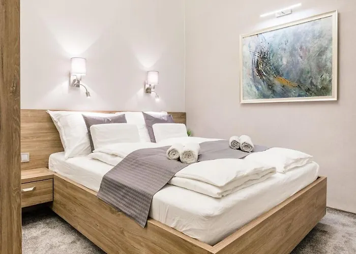 Downtown Deluxe Budapest