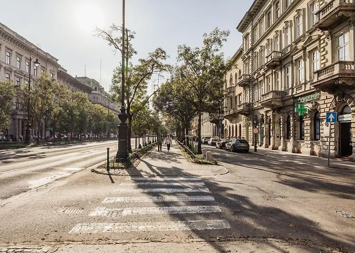 Downtown Deluxe Budapest